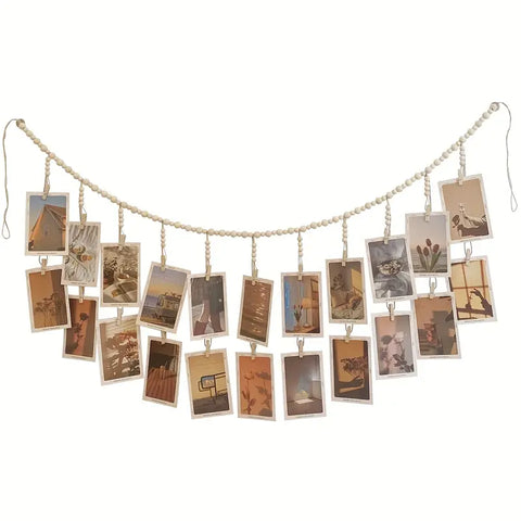 Hanging Photo Frame With 22 Clips